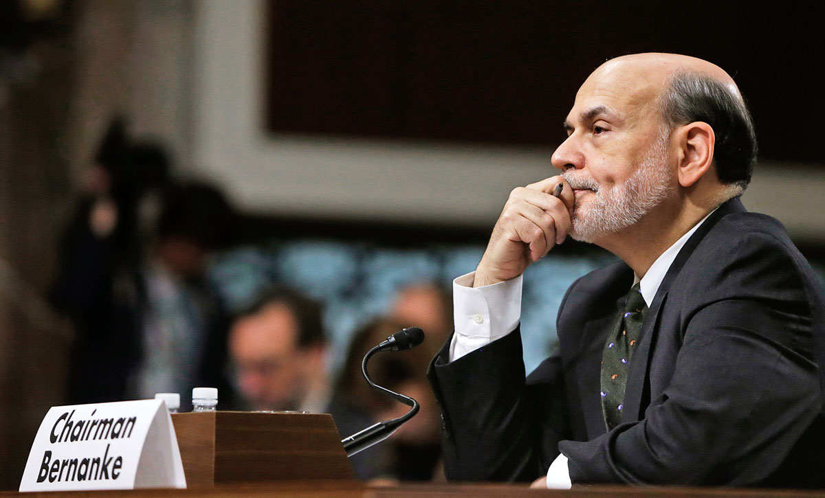 Ben Bernanke szerint, ha javul a gazdasági helyzet, felhagynak a jegybanki lazítás politikájával