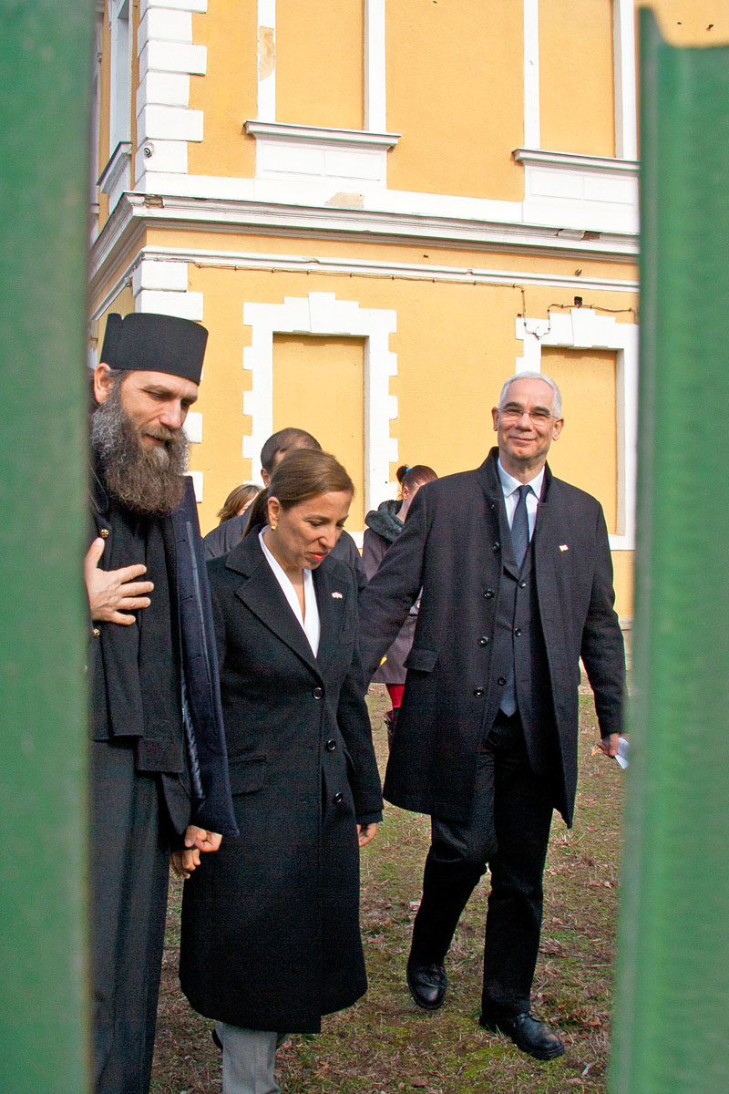 Kocsis Fülöp, görög katolikus megyés püspök, Eleni Tsakopoulos Kounalakis nagykövet és Balog Zoltán Nyíregyházán