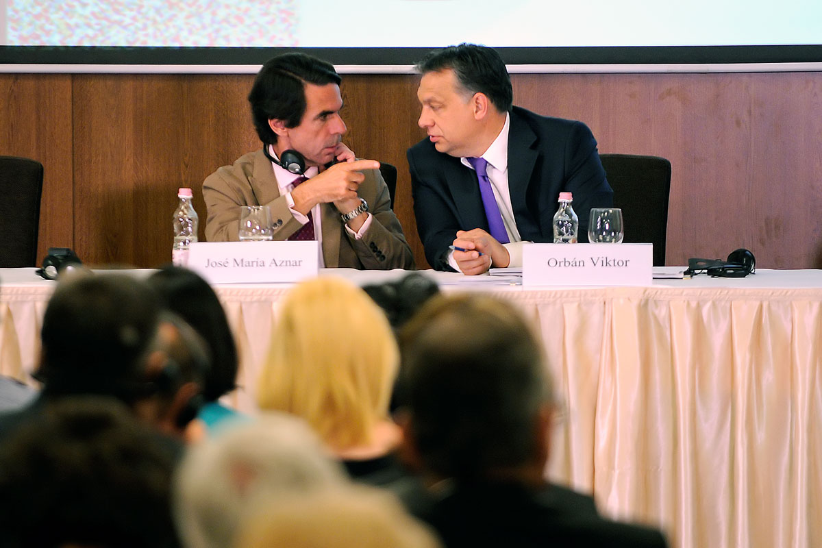 Aznar és Orbán a tegnapi Századvég-konferencián