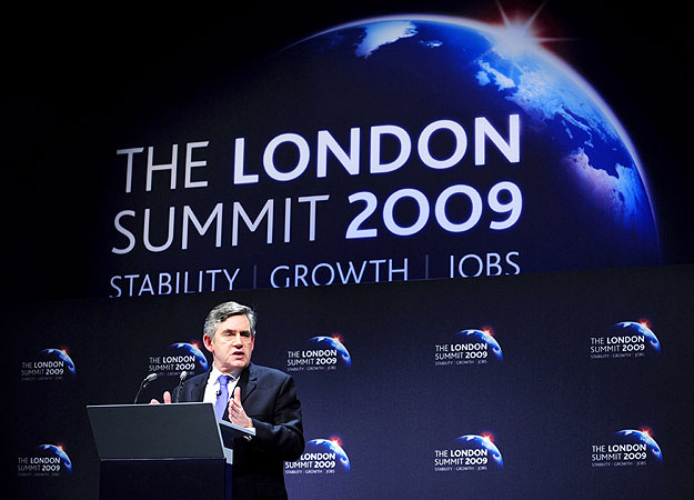 Gordon Brown ismerteti a G20 csúcstalálkozó eredményeit 2009. április 2-án