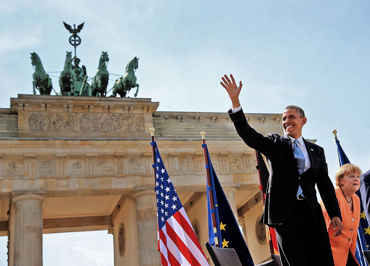 Obama elnökként most először látogathatott a berliniekhez és Merkel kancellárhoz