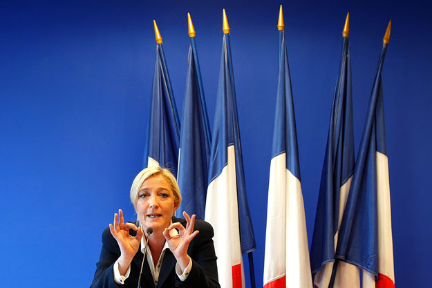 Marine Le Pen. A bíróság előtt is a magáét fújná