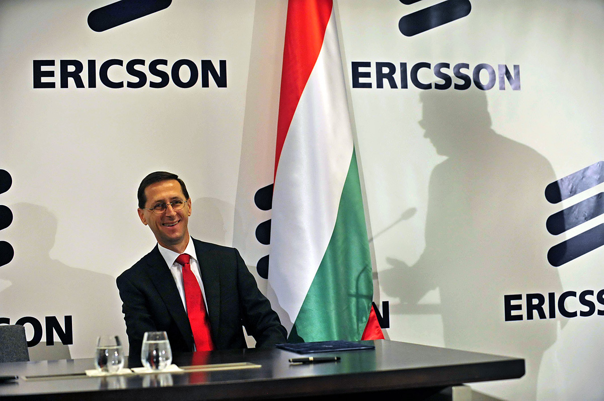 Magyarország Kormánya és az Ericsson Magyarország Kft. közötti stratégiai megállapodás ünnepélyes aláírásán. 2013.07.10. Fotó: Móricz Simon