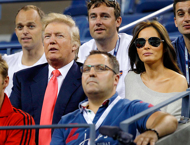 Donald Trump és neje, Melania Knauss  egy teniszversenyen. Beszáll a versenybe?