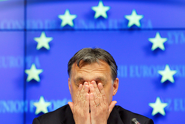 Orbán az EU-elnökség félidejében