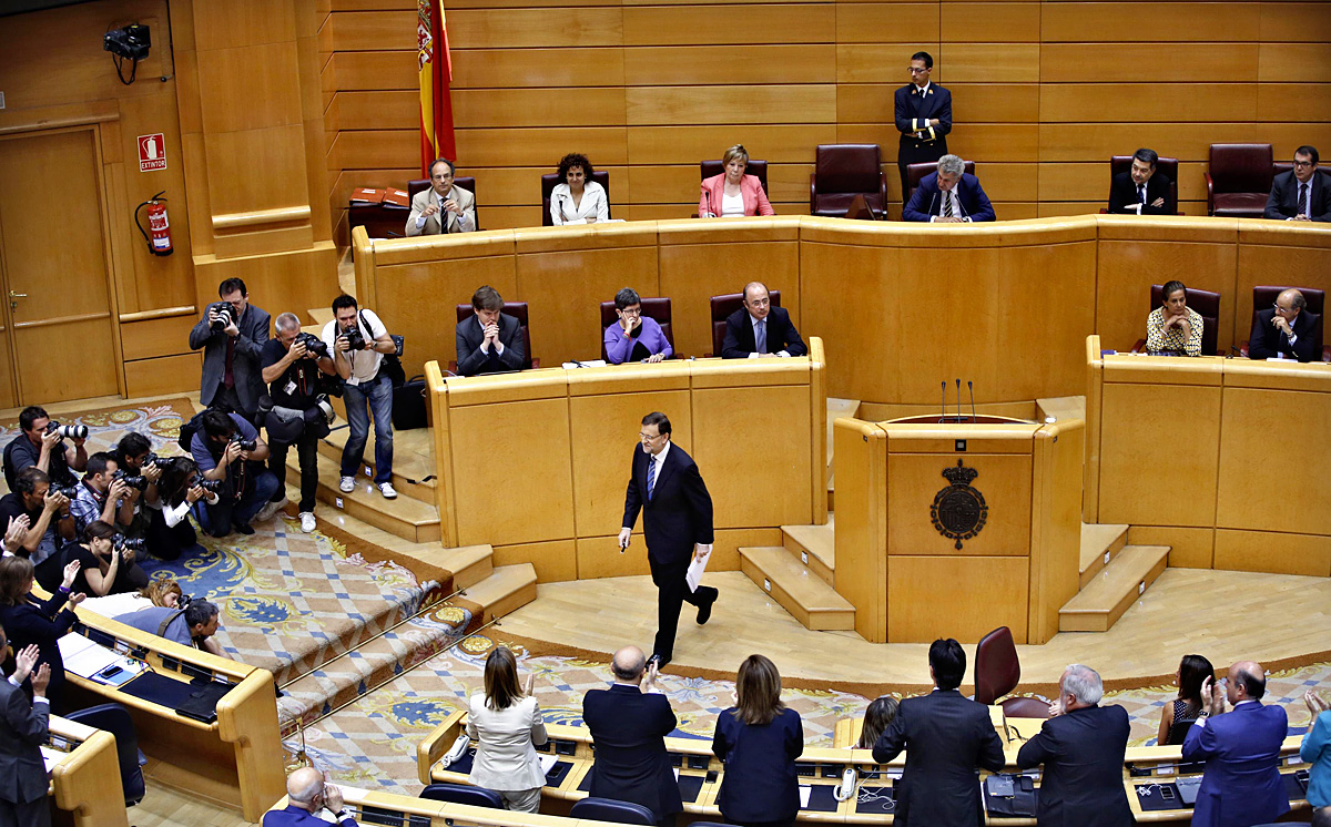 Rajoy ma válaszolt a képviselők személyeskedő kérdéseire