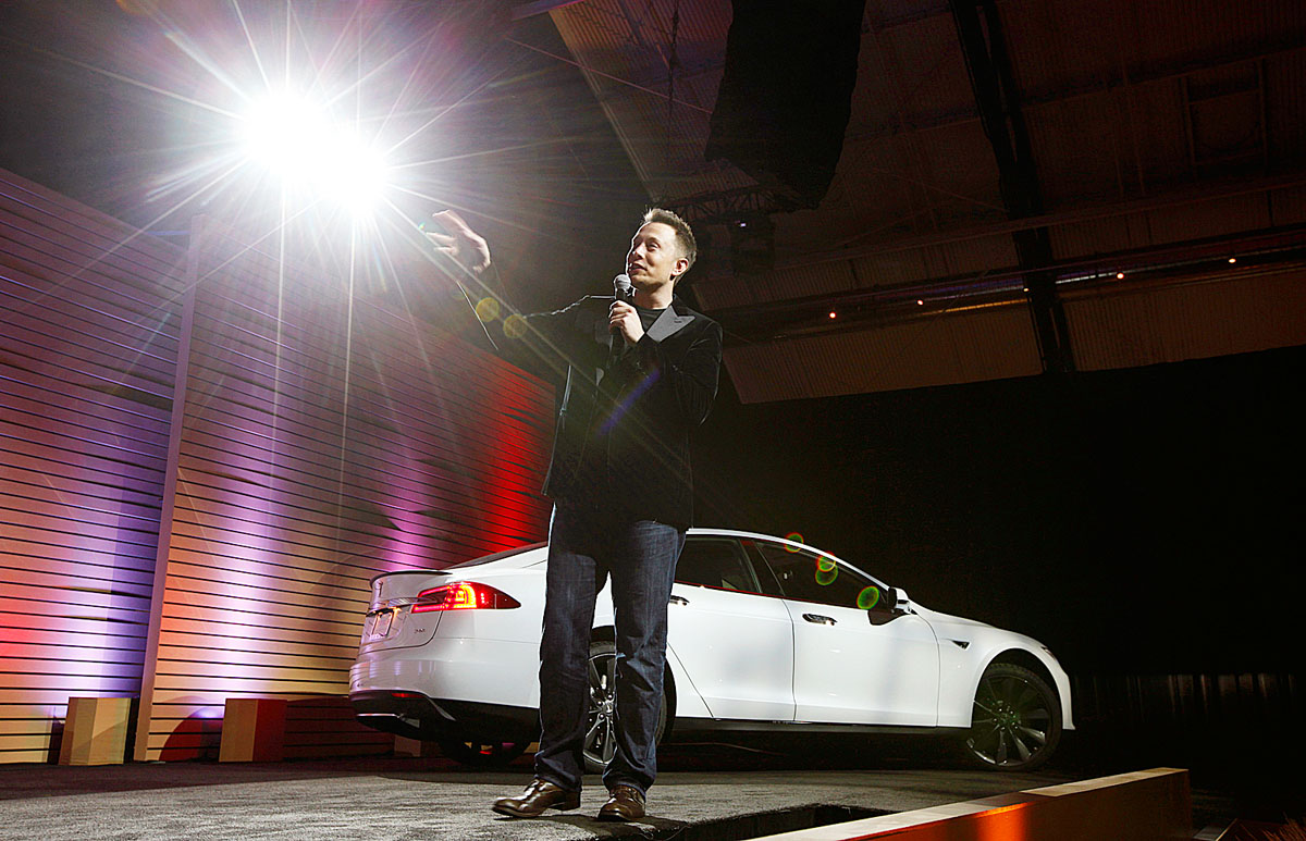 Elon Musk, a Tesla Motors tulajdonosa. Van oka az örömre