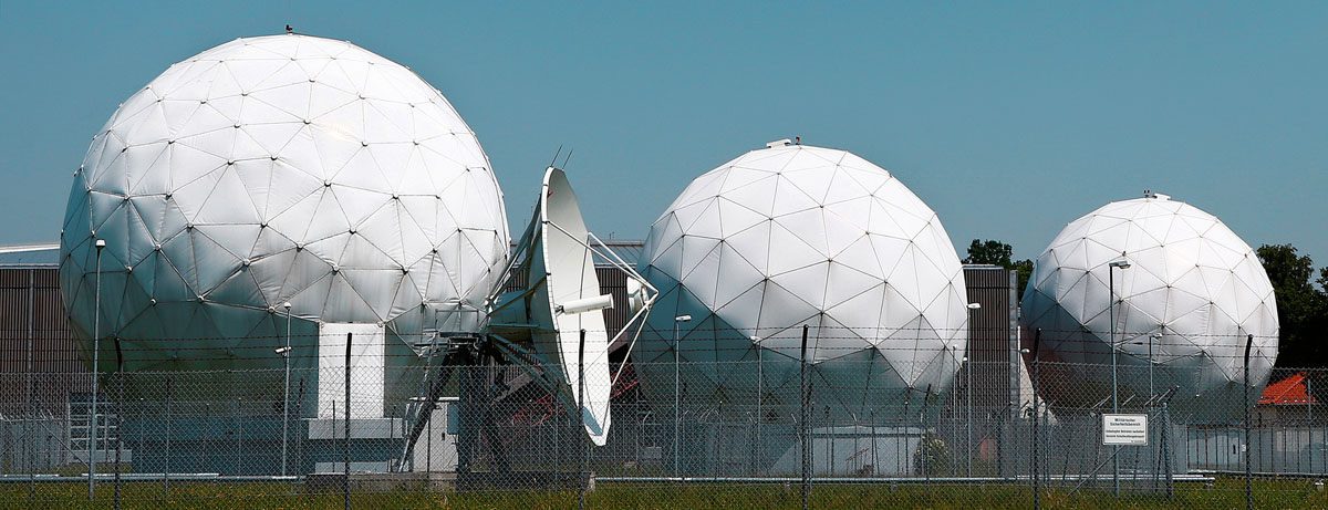 Az NSA egyik volt megfigyelőbázisa a Münchentől délre fekvő Bad Aiblingban. Más titkosszolgálatok és bűnözők is megtalálhatják a számítógépes rendszerekbe beépített „hátsó ajtókat”