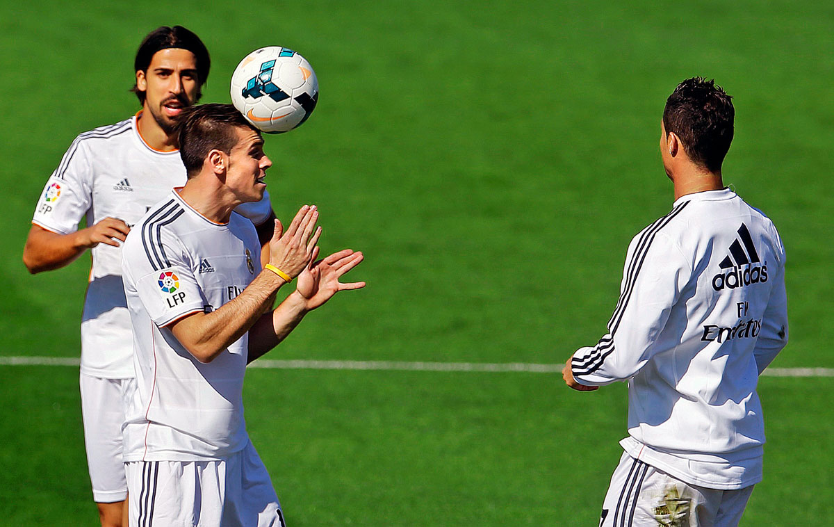 Drága kollégák! Khedira, Bale és Cristiano Ronaldo a Real Madrid tréningjén
