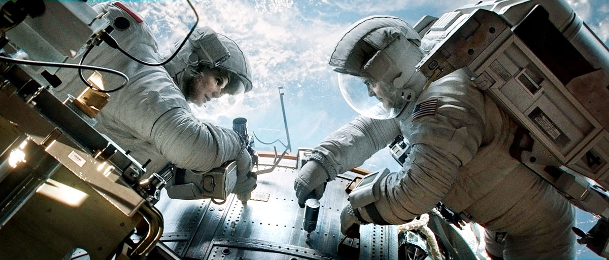 Sandra Bullock és George Clooney: kint lebegnek az űrben, és flörtölnek ezerrel