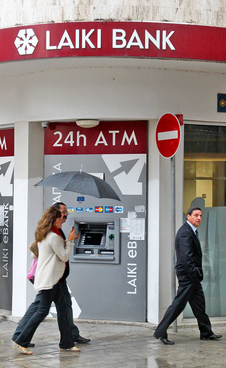 Nemcsak az ATM-ek, a sziget is kiürült. Elszálltak az édes évek