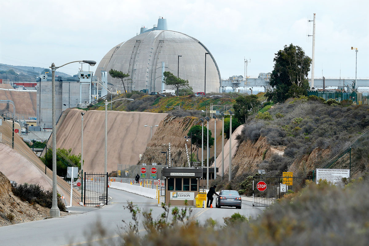A bezárt San Onofre-i atomerőmű Kaliforniában, a Csendes-óceán partján