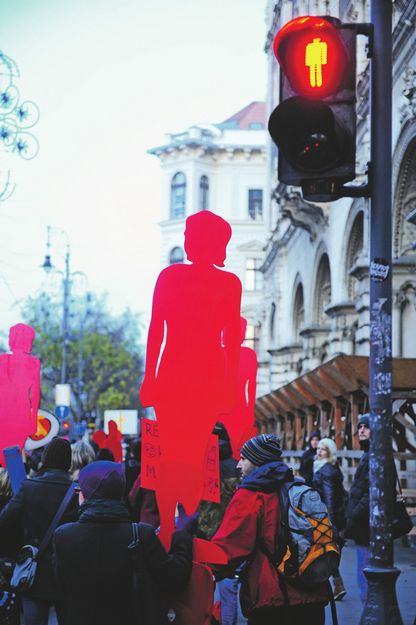 Tüntetés a bántalmazott nők védelmében