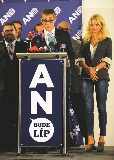 Andrej Babis, az ANO vezetője és felesége, Monika