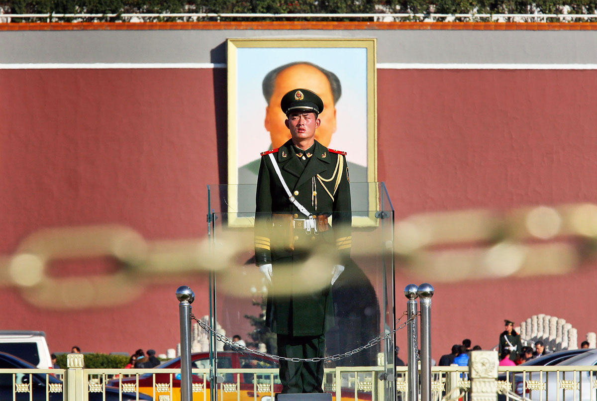 Zárt ajtók mögött, a Tienanmen téren döntöttek a további piaci nyitásról