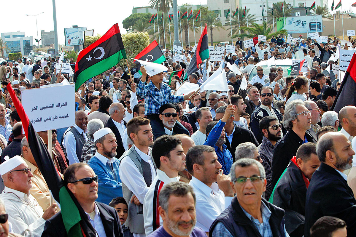 A tüntetők Tripoli elhagyására szólították fel a miszrátai milíciát