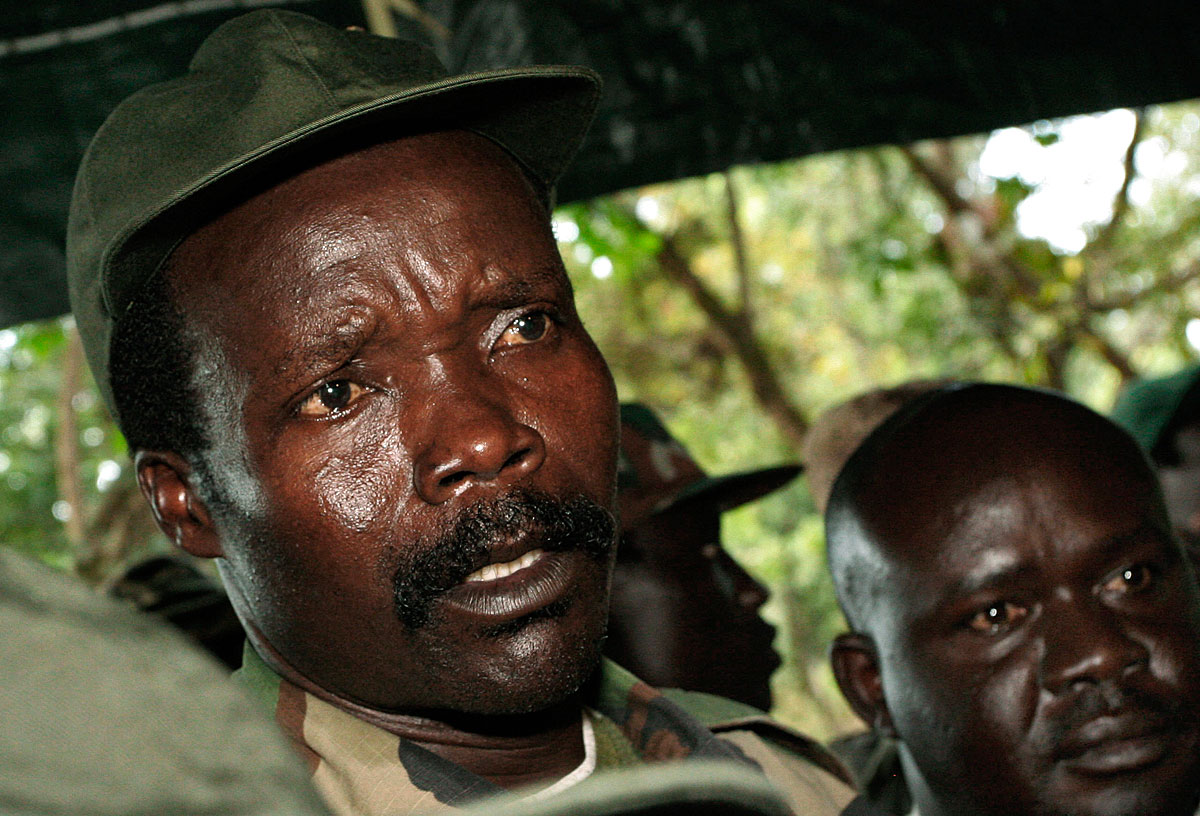 Make him famous! - ez az amerikai aktivisták akciójának mottója Kony gerillavezér ellen. A videót már 30 millióan látták