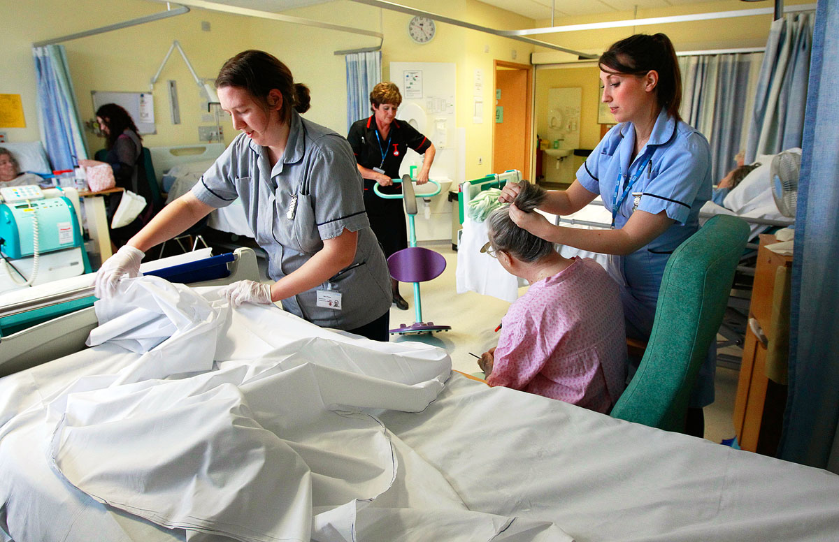 A Hinchingbrooke Kórház a kelet-angliai Huntingdonban. Külföldi munkavállalók nélkül nem tudnák működtetni az egészségügyet