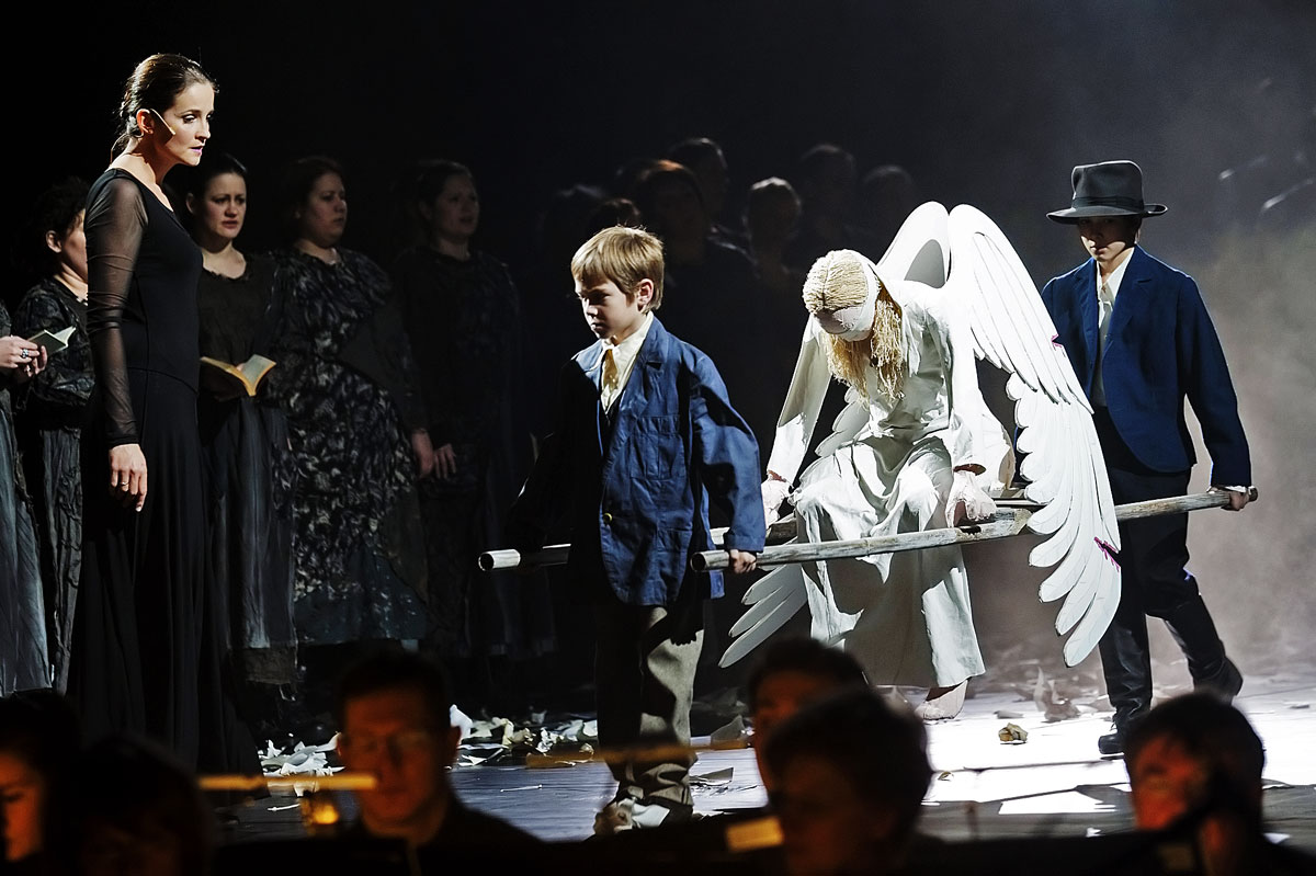 Paul Claudel – Arthur Honegger Johanna a máglyán című oratóriumának próbája a budapesti Nemzeti Színházban 2013. november 26-án