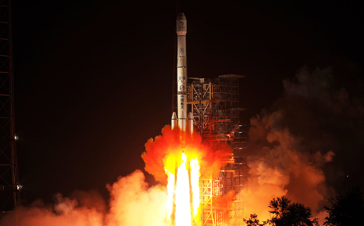 A a Csang'o-3 (Holdistennő-3) űrszondát szállító hordozórakéta kilövése 2013. december 1-én