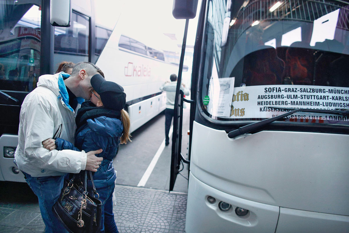 Búcsú a szófiai buszpályaudvaron – indulás Németország felé