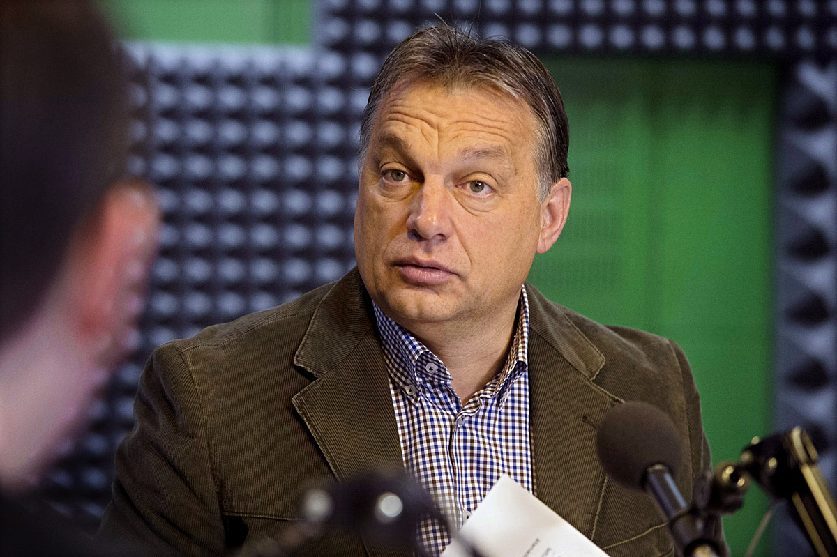 Orbán Viktor miniszterelnök interjút ad Kiss Gábor Istvánnak a Kossuth Rádió 180 perc című műsorában