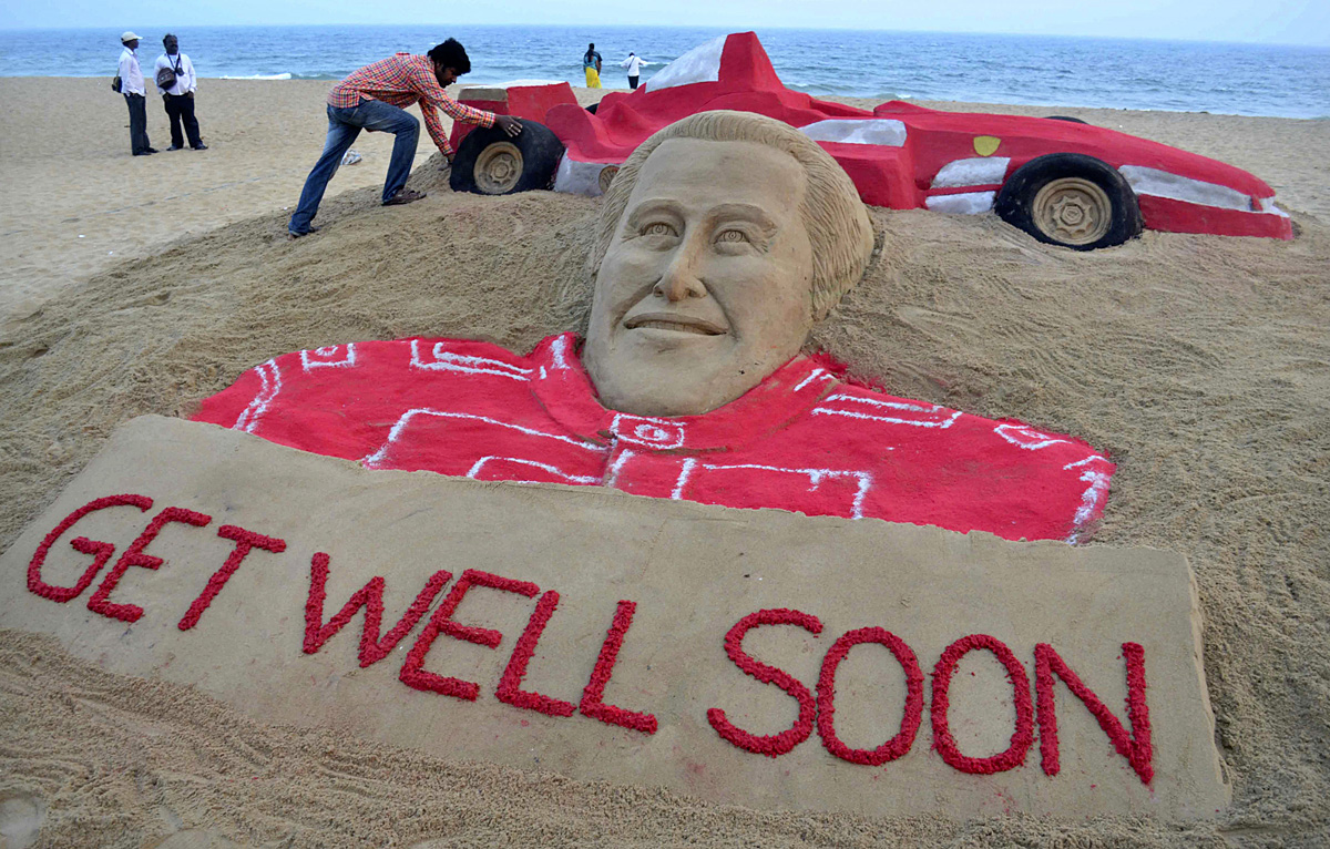 Az egész világon, így Indiában is szurkolnak Michael Schumachernek