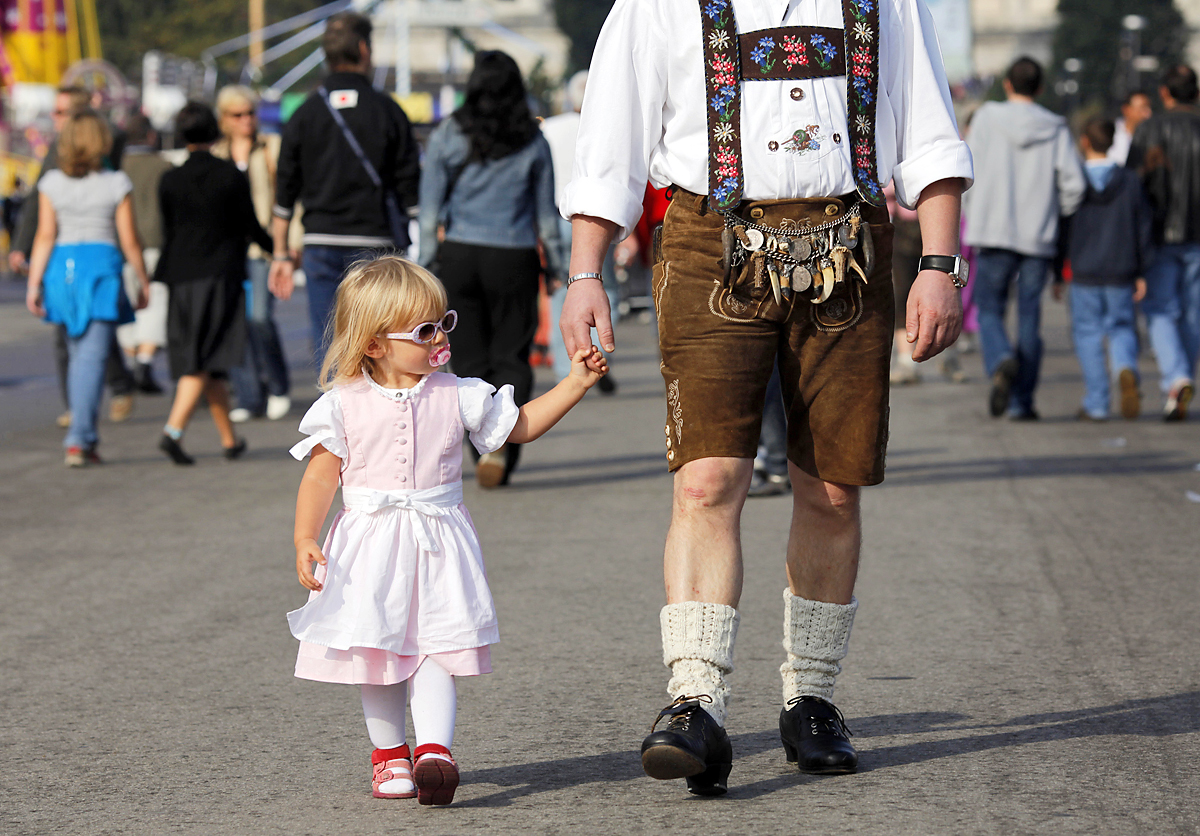 Jelenet a 2009-es müncheni Oktoberfestről. Az érzelmi eltávolodás sajnálatos, de jogi ereje nincs