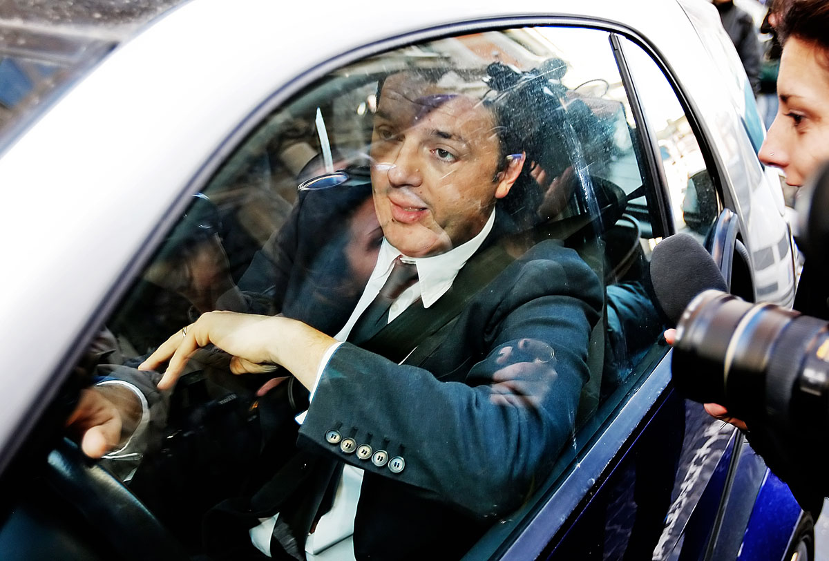 Matteo Renzi kockázatos kísérletbe kezd