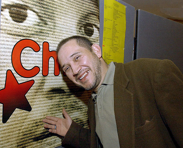 Eduardo Rózsa-Flores 2002. február 5-én Budapesten, a Magyar Játékfilmszemlén készült képen. Fekete Ibolya Chico című filmjének főszerepét alakította (középen)