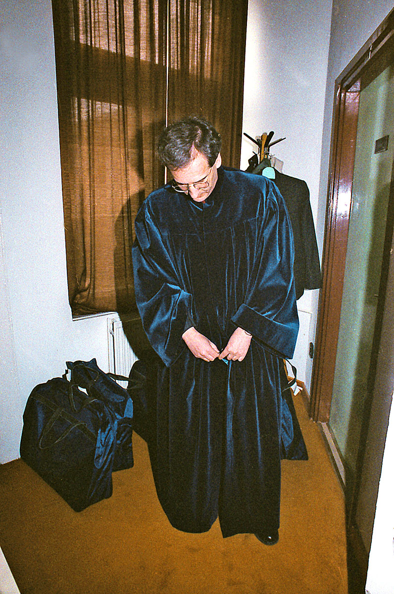 Sólyom László az Alkotmánybíróság legelső, esztergomi ülése előtt 1990-ben
