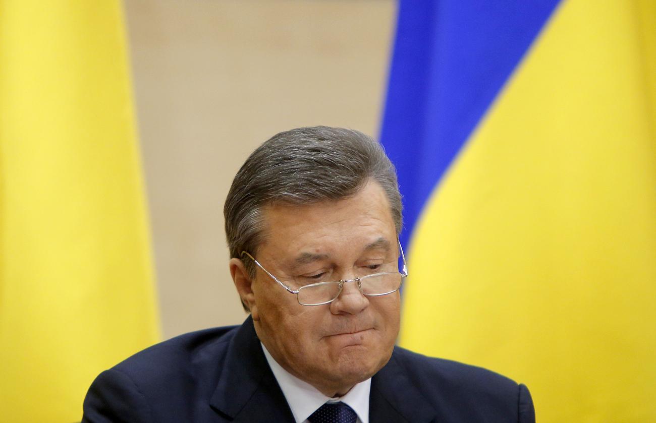 Janukovics a februári menekülése után Oroszországban, Rosztovban tartott sajtótájékoztatót