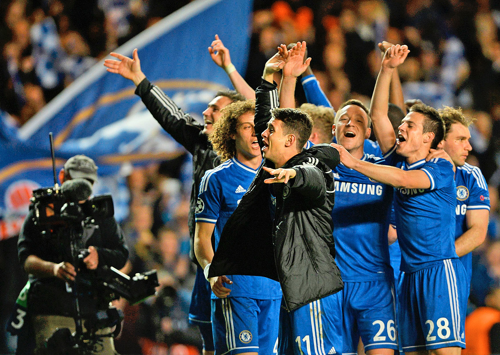 Angol futballkeringő: a Chelsea-játékosok örömtánca