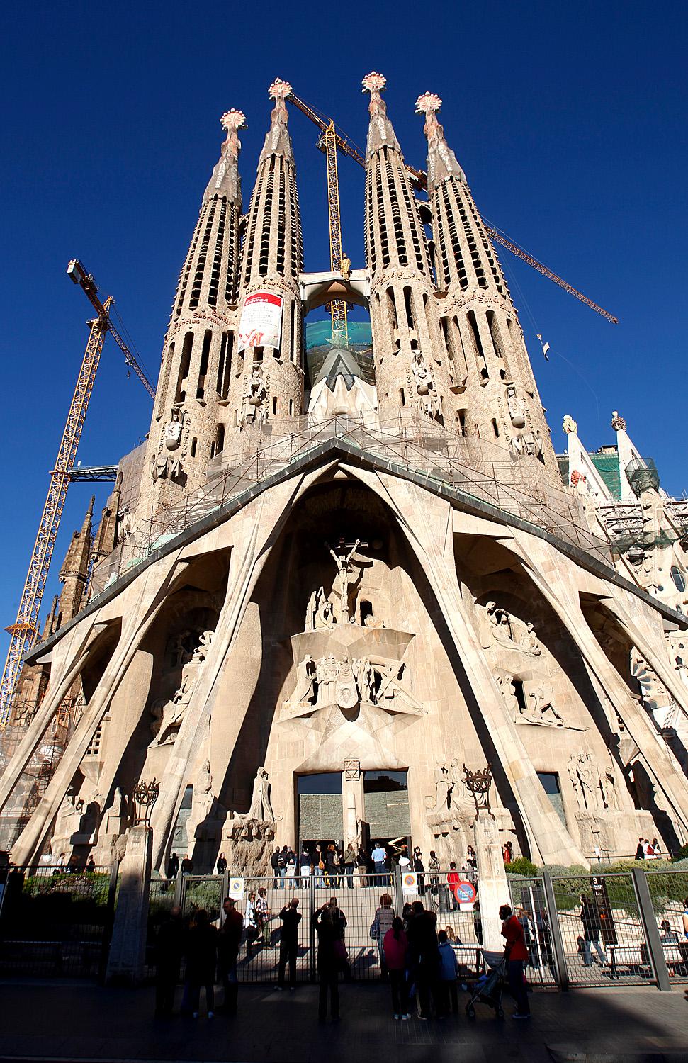 Szenvedés Kapuja, Sagrada Familia