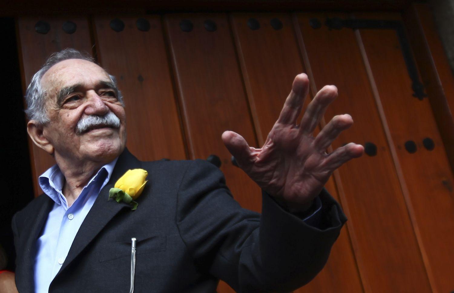 García Márquez idén márciusában mexikóvárosi háza előtt