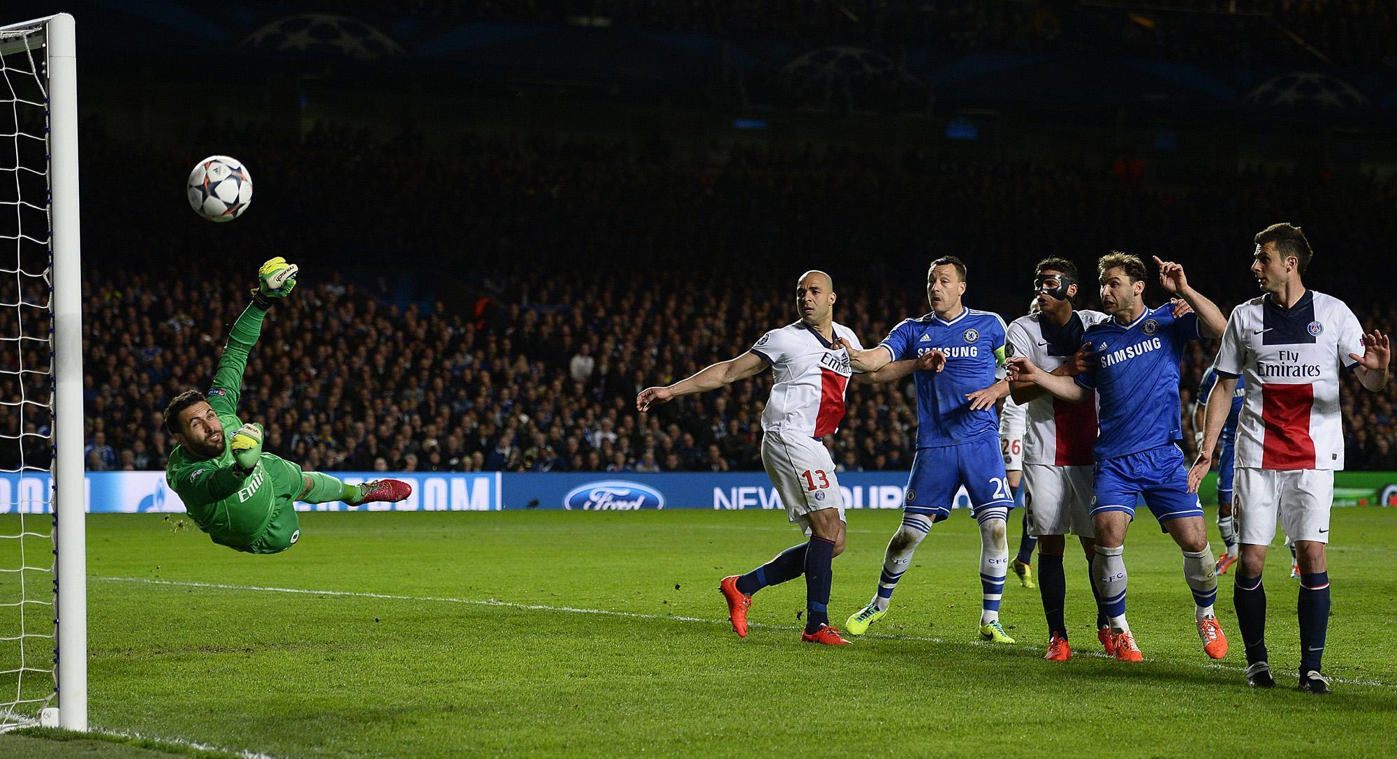 A Chelsea utolsó pillanatban szerzett góllal jutott túl a párizsi milliárdosokon