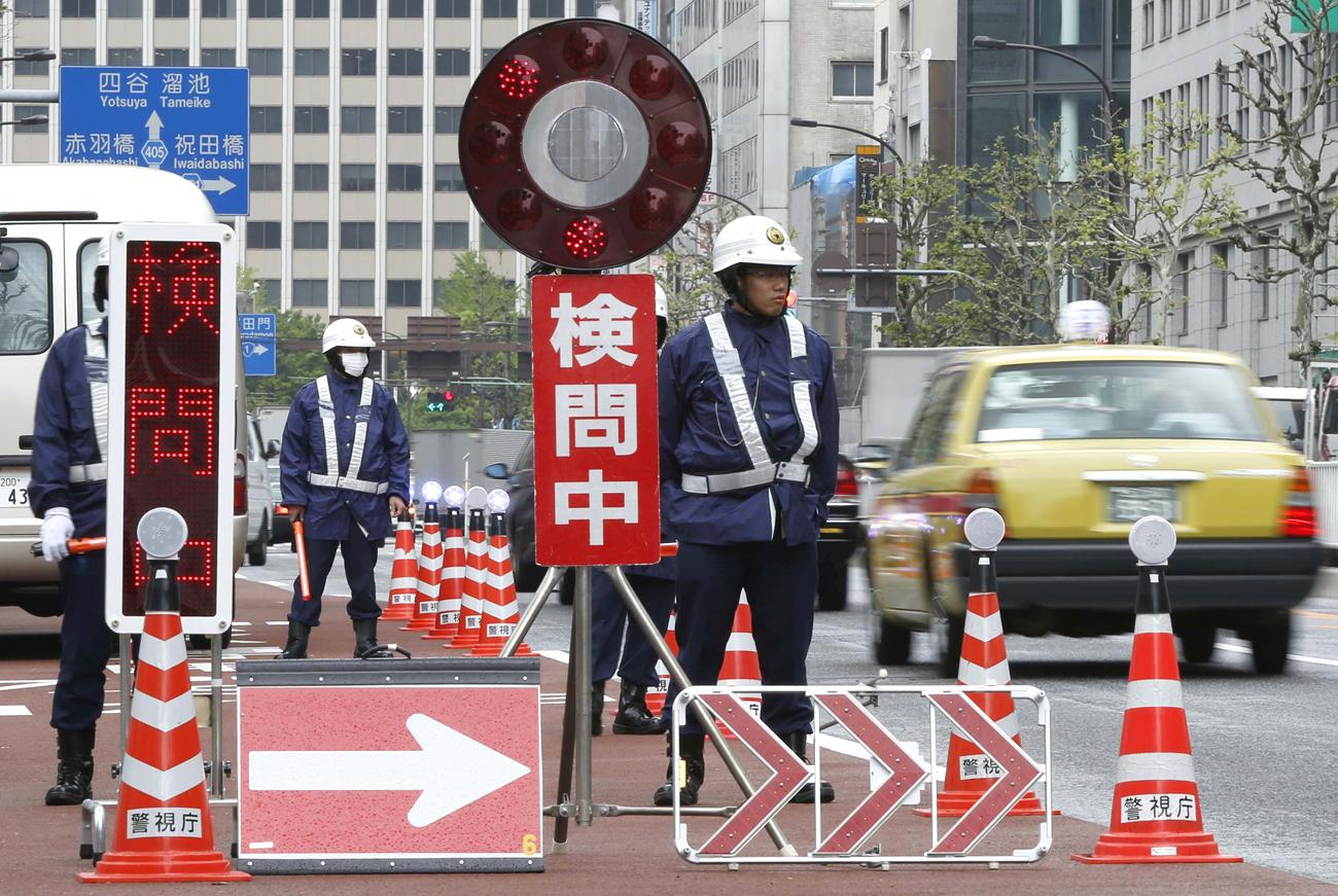 A biztonsági készülődés Tokióban. Az Egyesült Államok célja a szövetségesek megnyugtatása, miközben Peking nincs a programpontok között