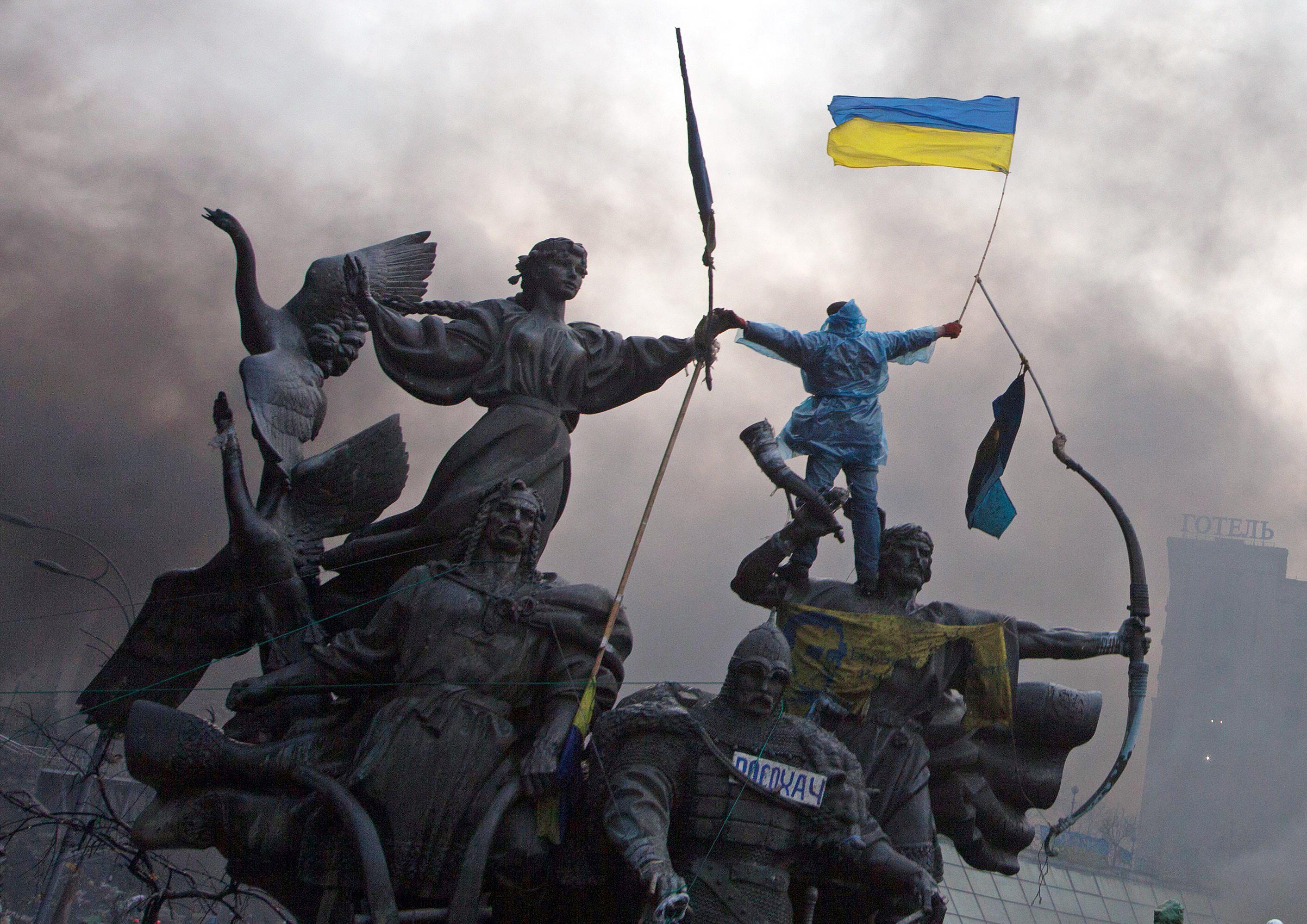 Tüntető februárban a kijevi Majdanon. A számok csalókák