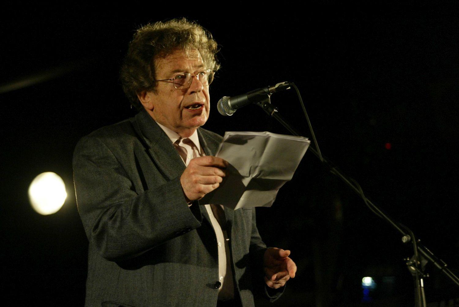 Konrád György 2004-ben, Magyarország uniós csatlakozására szervezett rendezvények egyikén