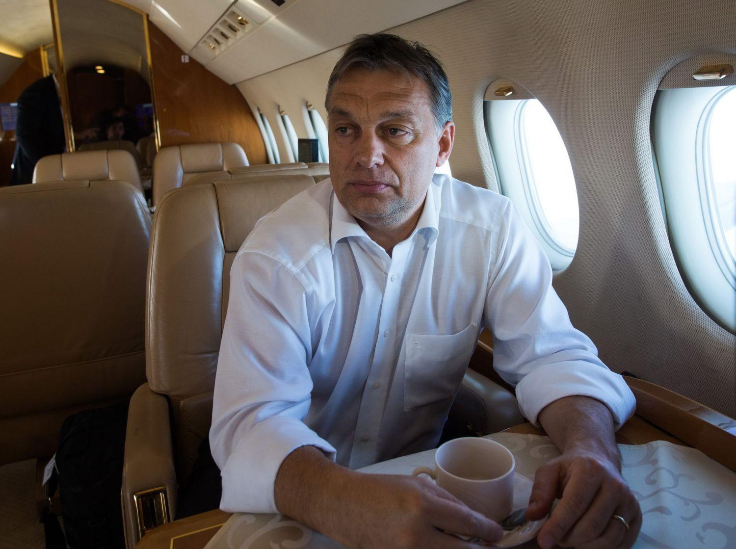 Orbán Viktor útban Brüsszelbe