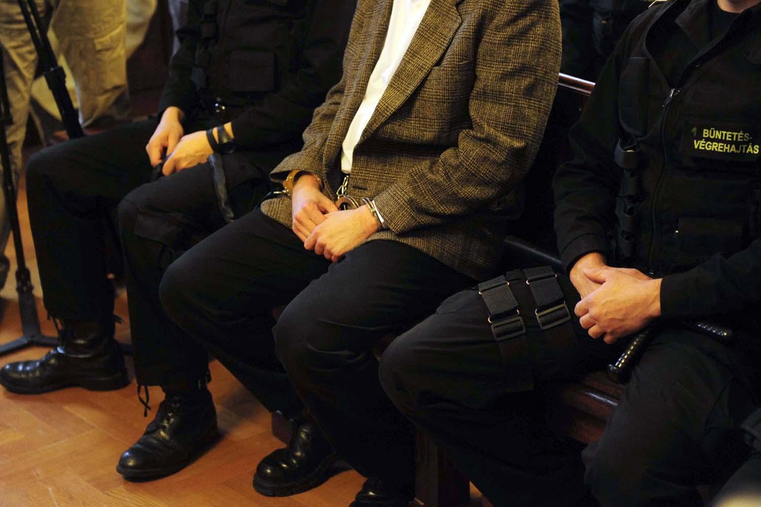 V. Róbert büntetőpere 2010 decemberében a Fővárosi Ítélőtáblán