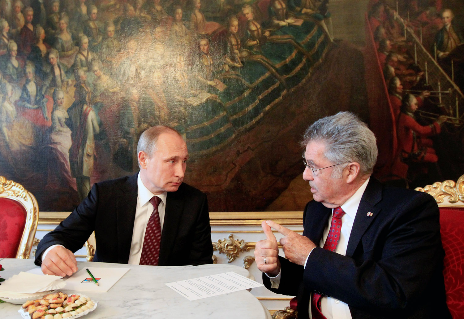 Vlagyimir Putyin orosz és Heinz Fischer osztrák államfő Bécsben. Gázban nyomulnak