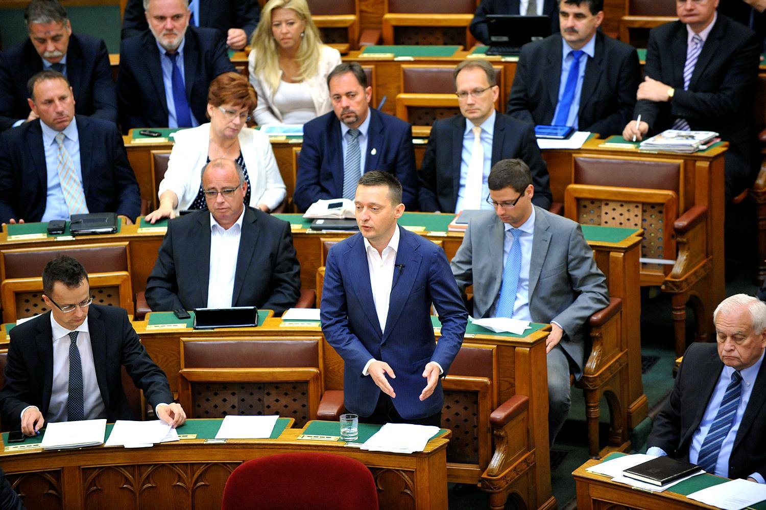 Rogán Antal, a Fidesz frakcióvezetője a hitelesek megvédését ígéri