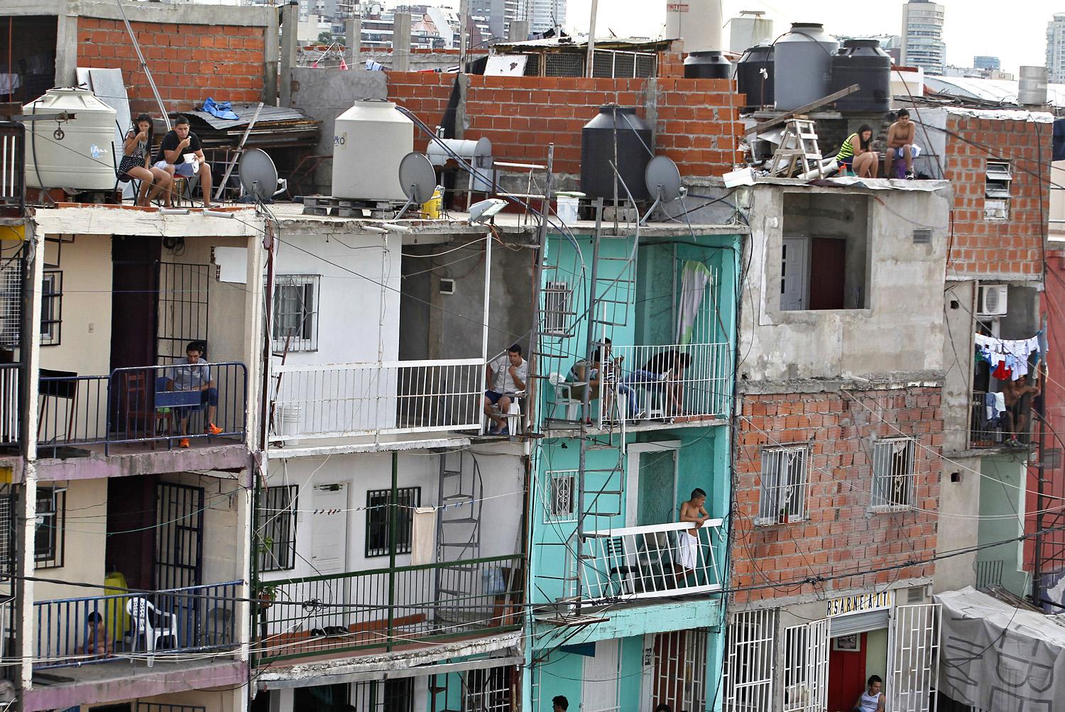 Buenos Aires egyik nyomornegyede - a legelesettebbek érezhetik meg elsőként a döntés következményeit