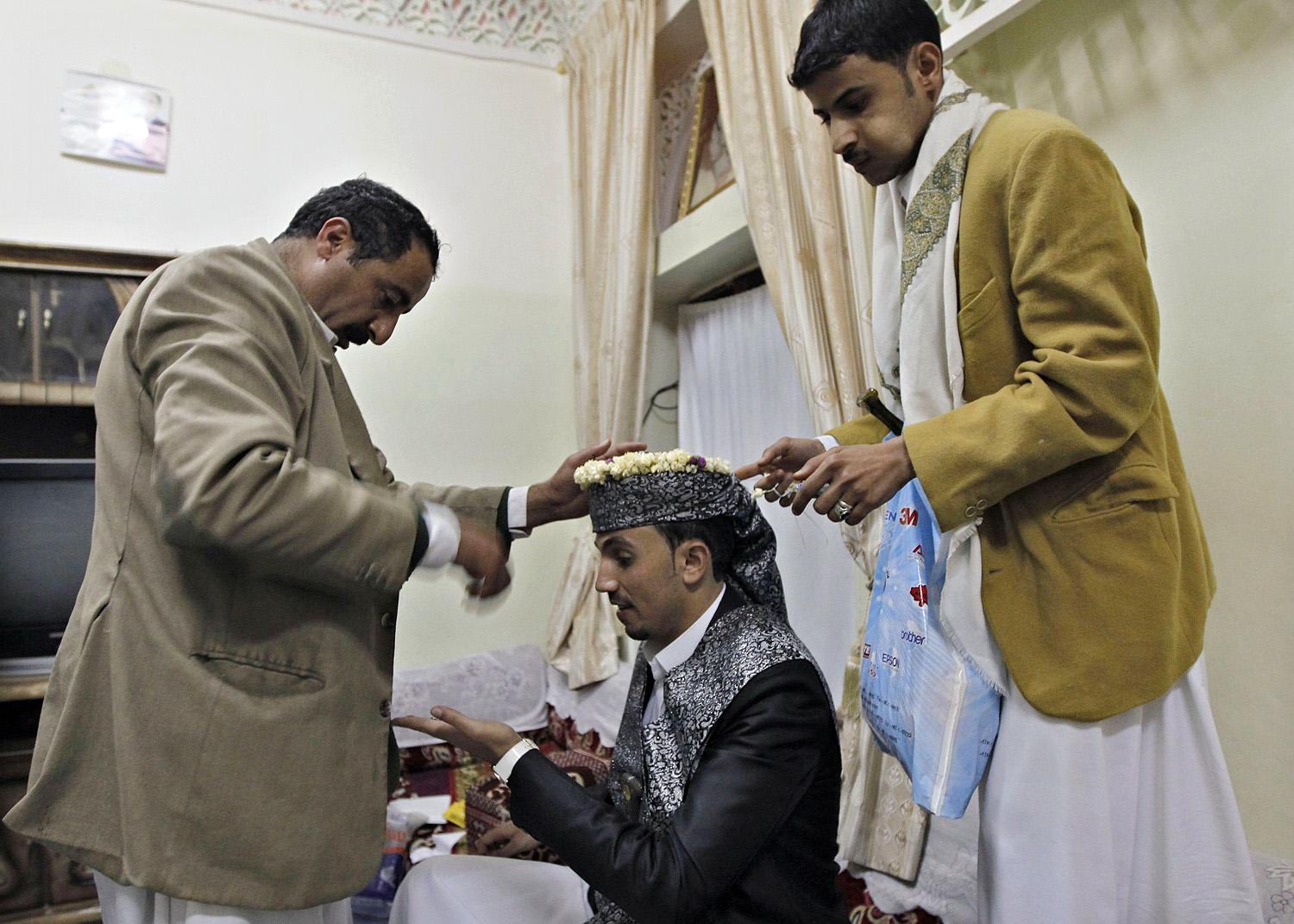 Jemen egyes tájain nem ritka, hogy egy család fivére és nővére ül menyegzőt egy másik család nővérével és fivérével.