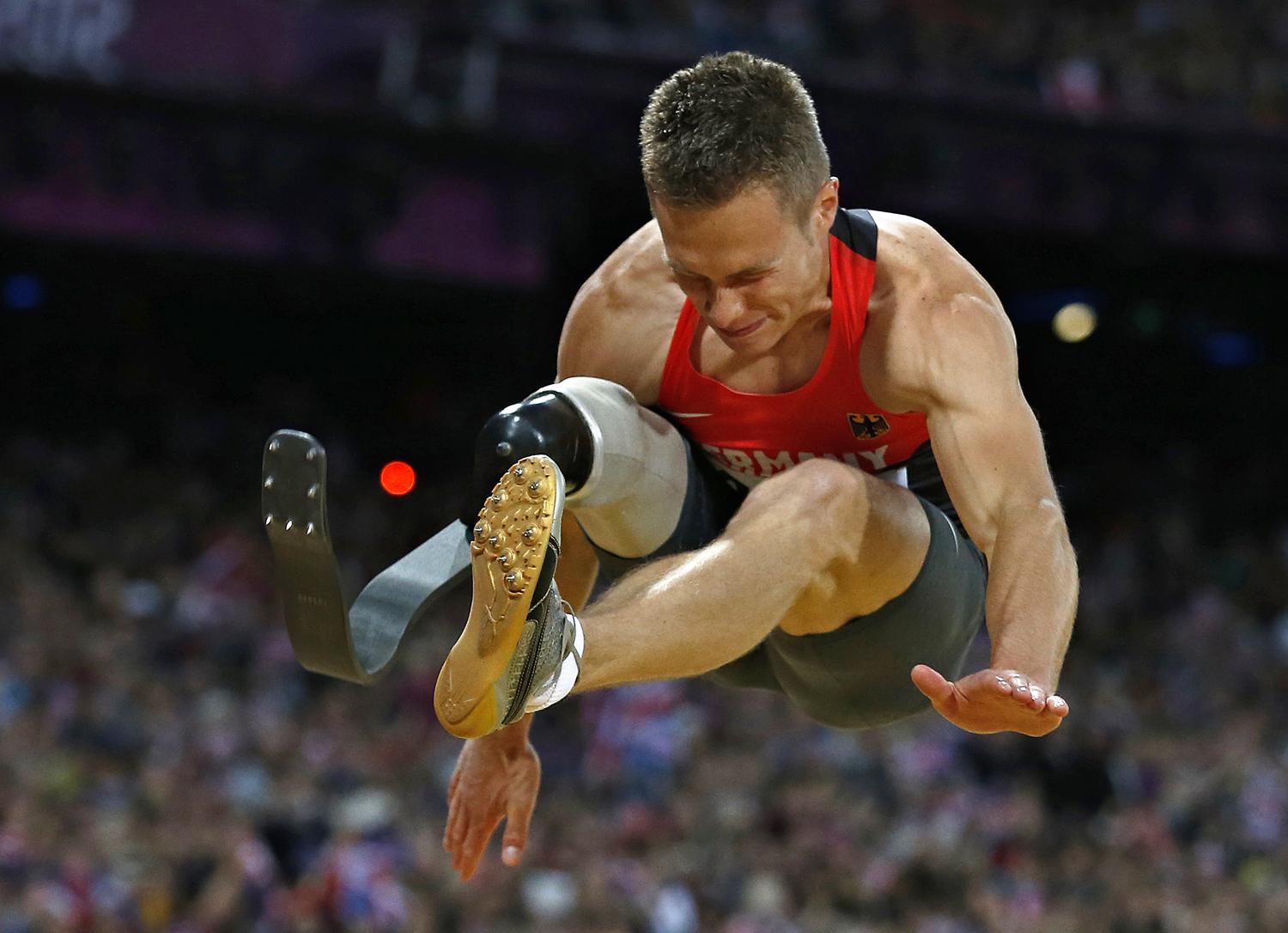 Markus Rehm aranyérmet jelentő ugrása a 2012-es paralimpiai játékokon, Londonban