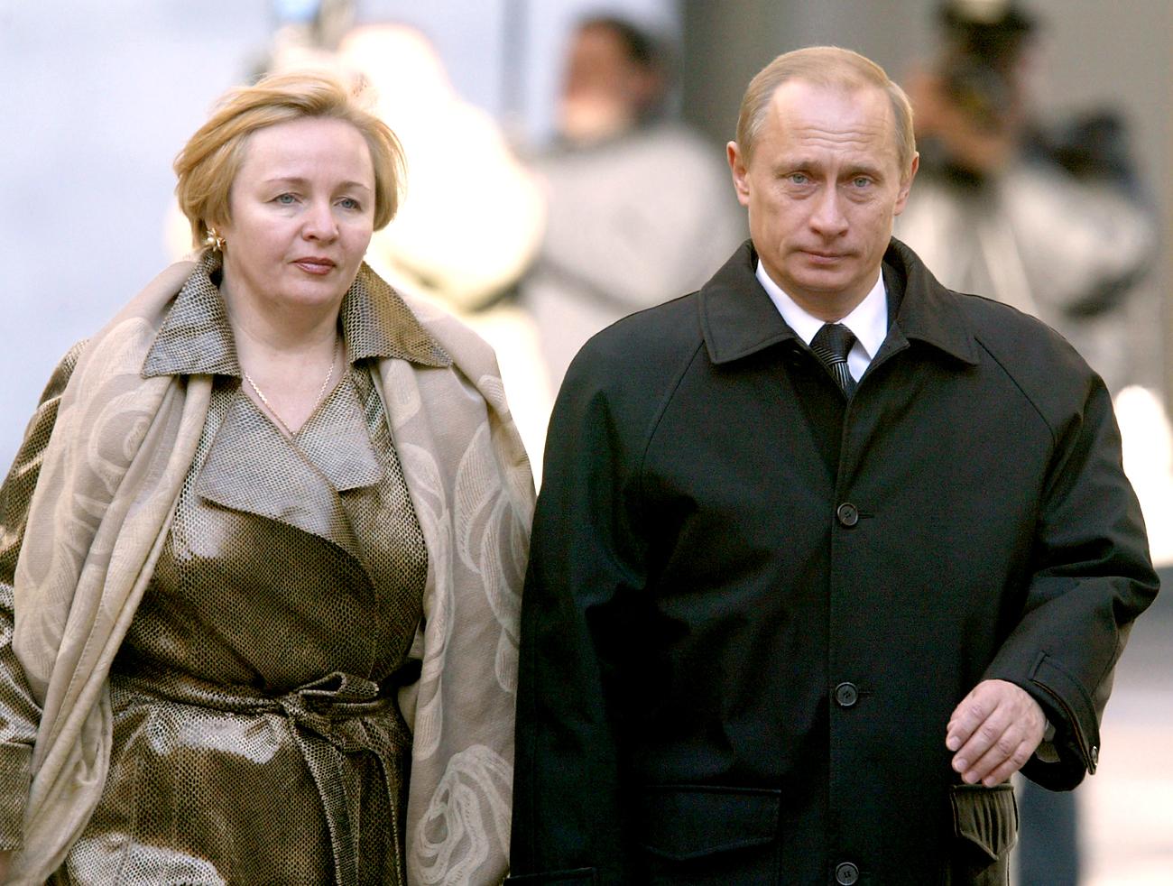 Путин с женой 1999