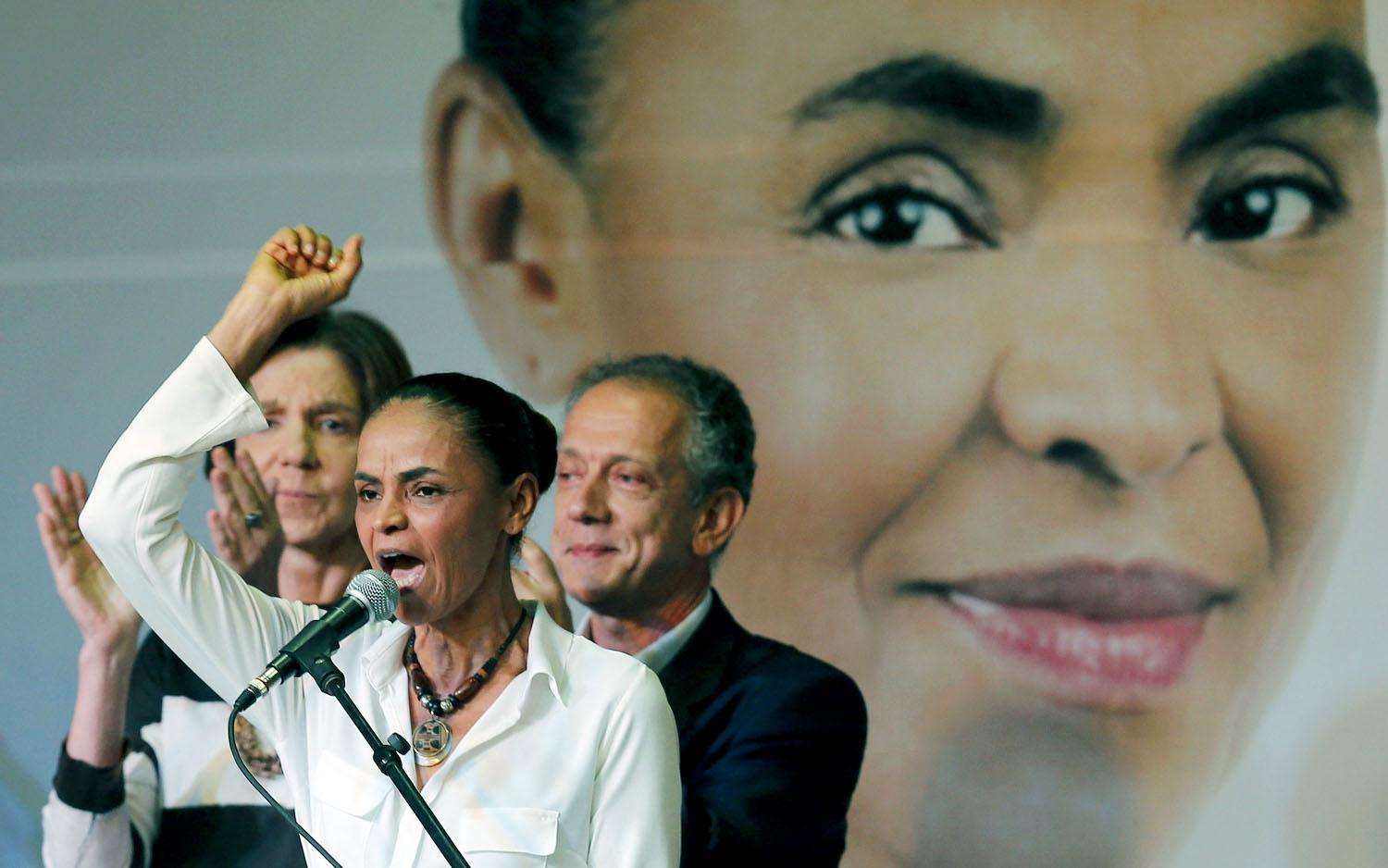 Marina Silva egy kampánygyűlésen. A szegénysorból az elnöki székbe