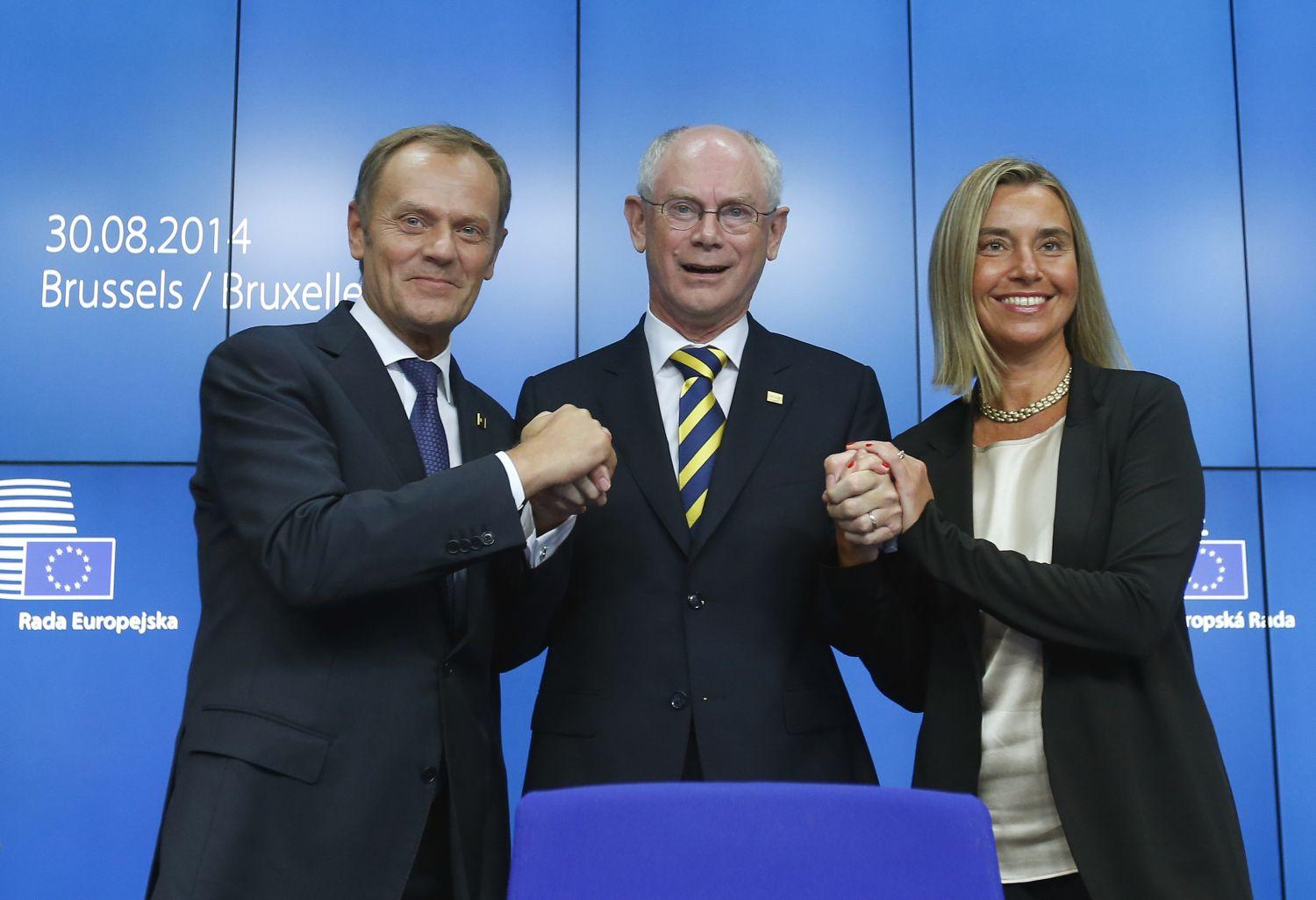 Tusk, Rompuy és Mogherini az eredményhirdetés után