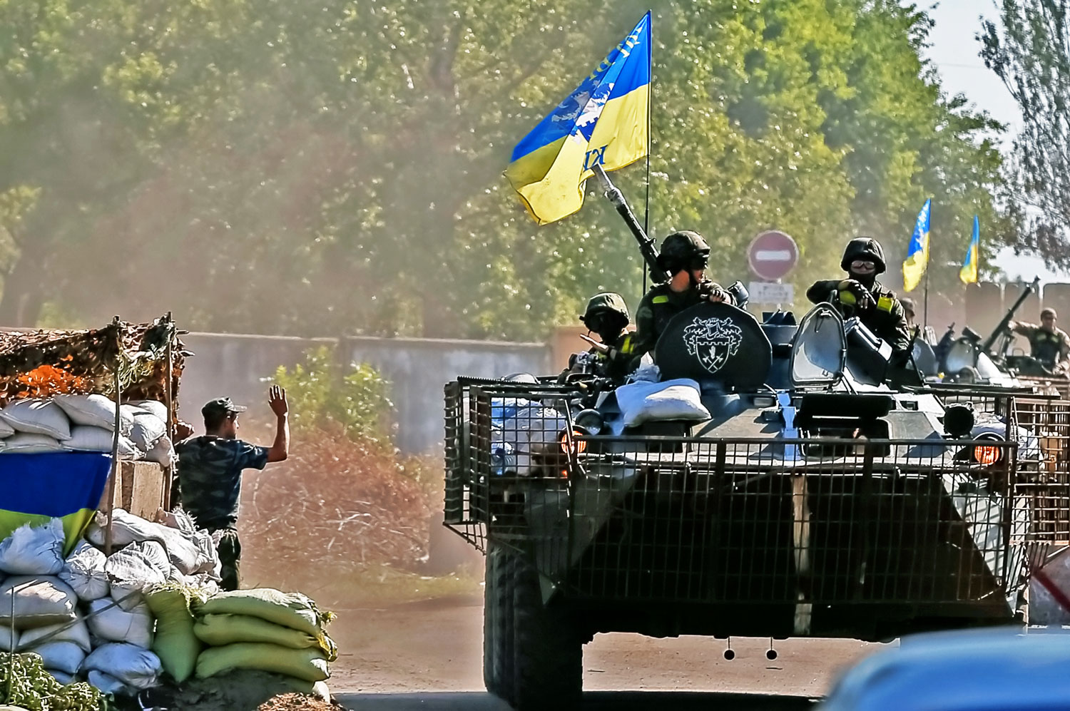 Ukrán páncélozott katonai jármű Kramatorszknál